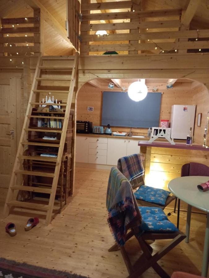 Springbank Cabin Insch Exterior foto