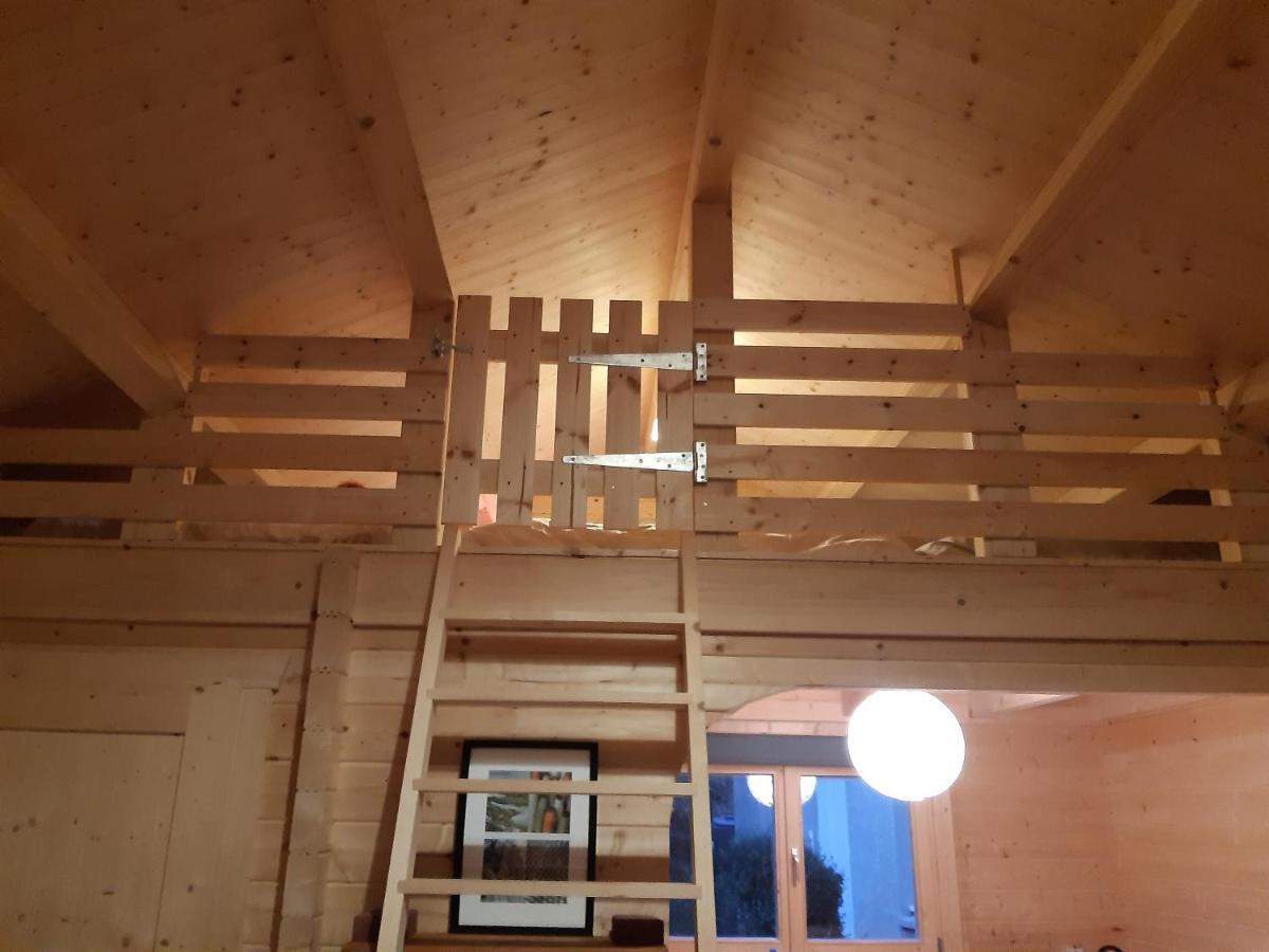 Springbank Cabin Insch Exterior foto